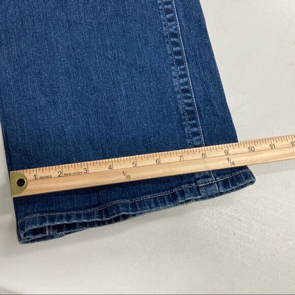 LANE BRYANT,Women’s boot cut jeans,Blue,Size 20, 5 pockets, Inseam:29.5 - Picture 9 of 11